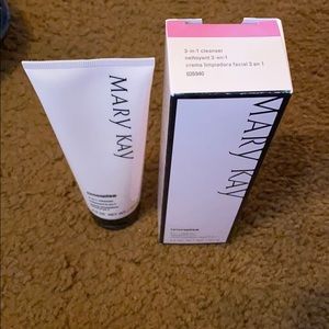 Mary Kay 3 in 1 cleanser 🔥 3/$20